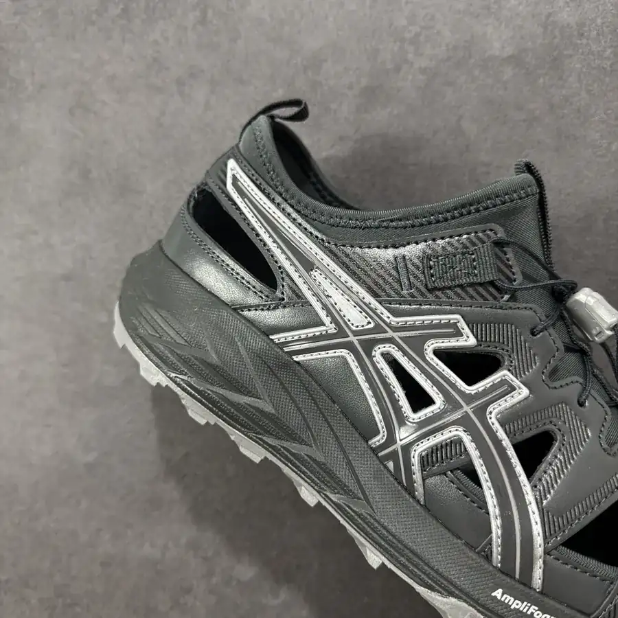 Asics Gel Sonoma SE Lightweight Trail Running Sandals