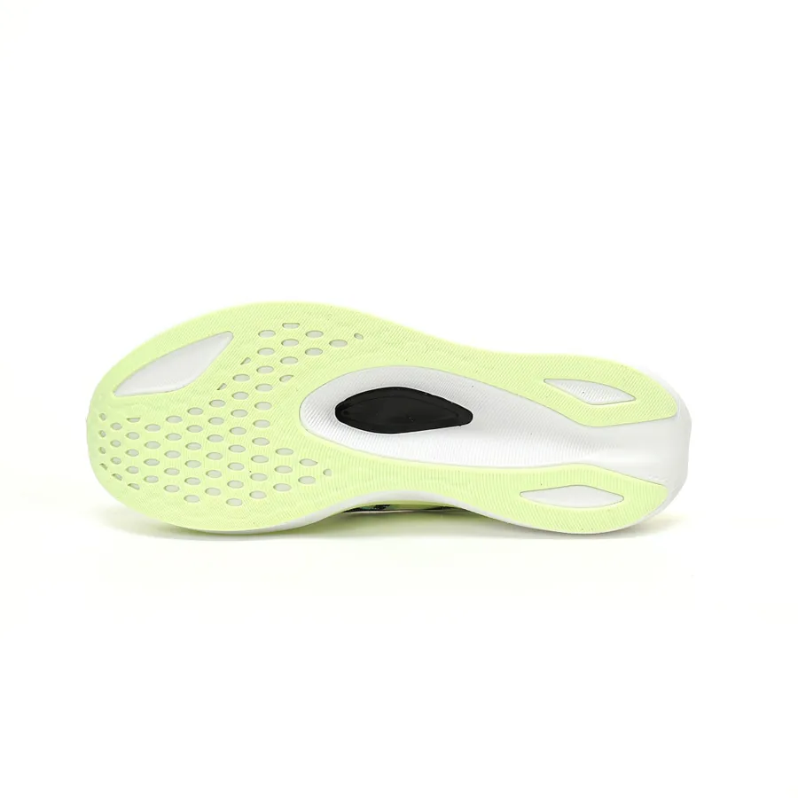 Asics Magic Speed 4 Low Sneaker with Carbon Plate