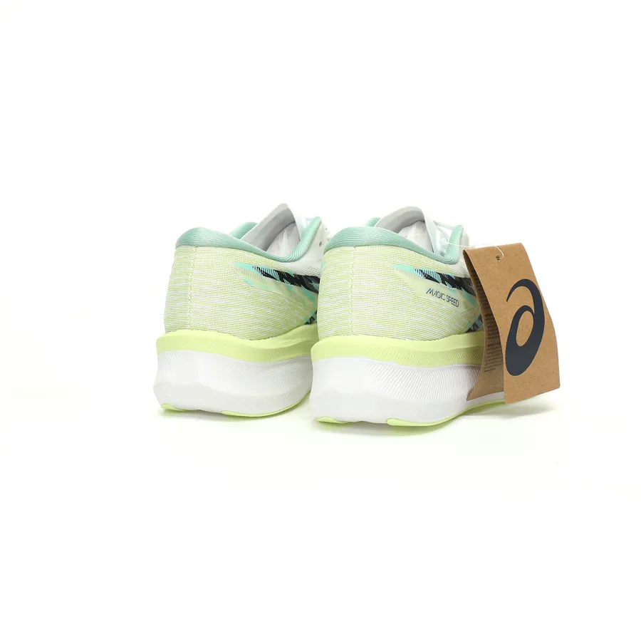 Asics Magic Speed 4 Low Sneaker with Carbon Plate