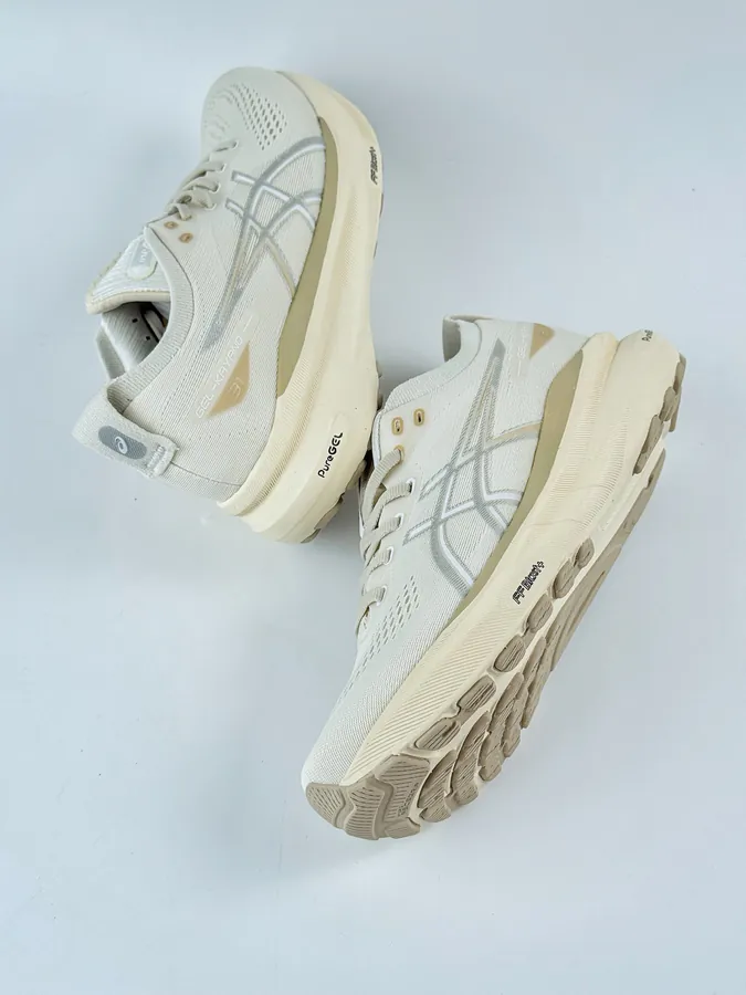 Asics Gel Kayano 31st Generation Running Shoes