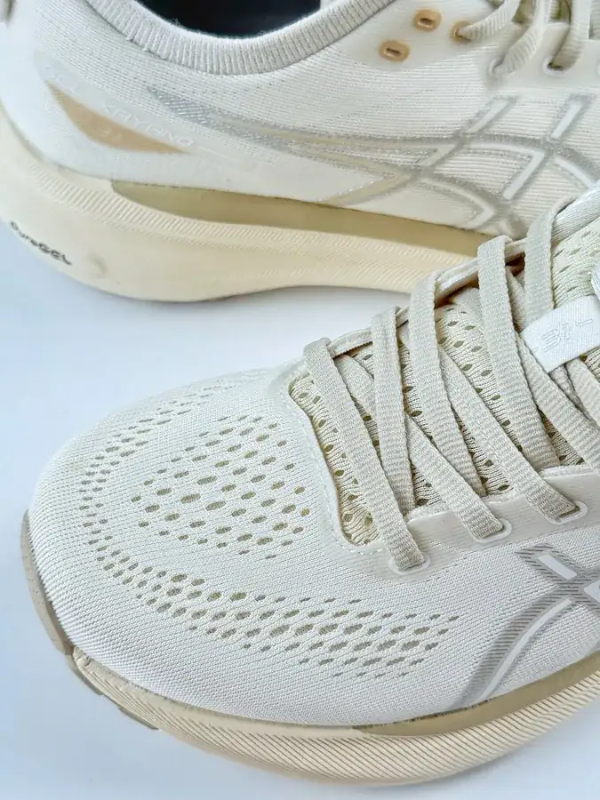 Asics Gel Kayano 31st Generation Running Shoes