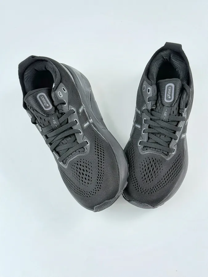 Asics Gel Kayano 31st Generation Running Shoes