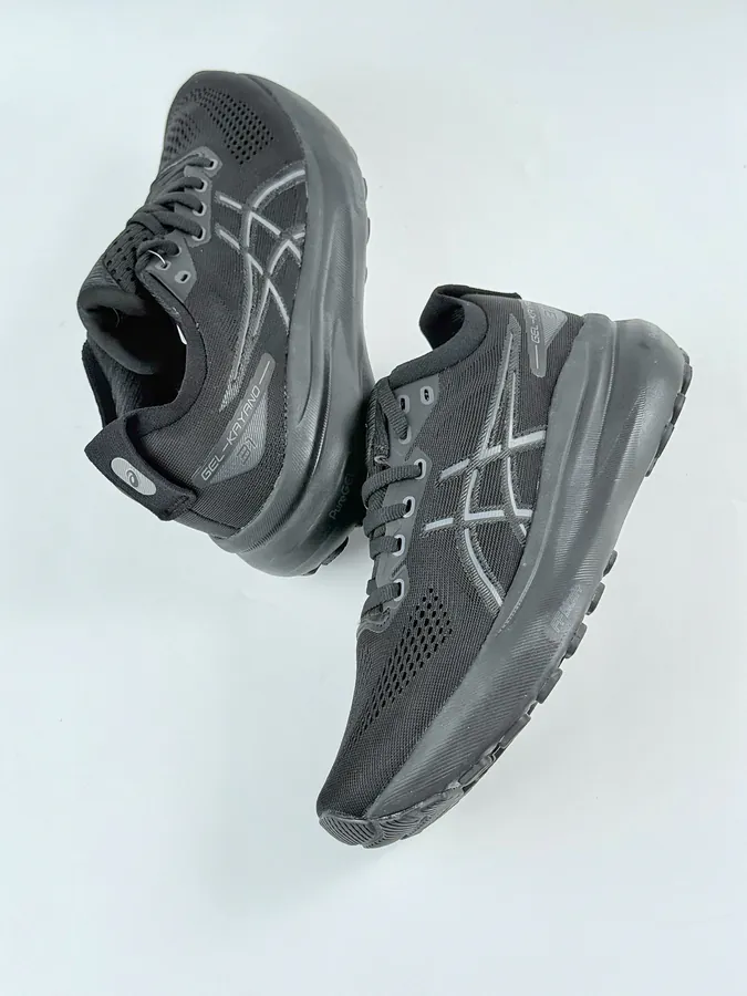 Asics Gel Kayano 31st Generation Running Shoes