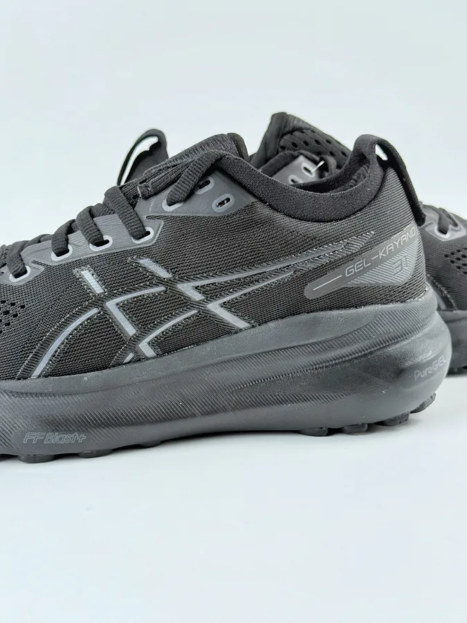 Asics Gel Kayano 31st Generation Running Shoes