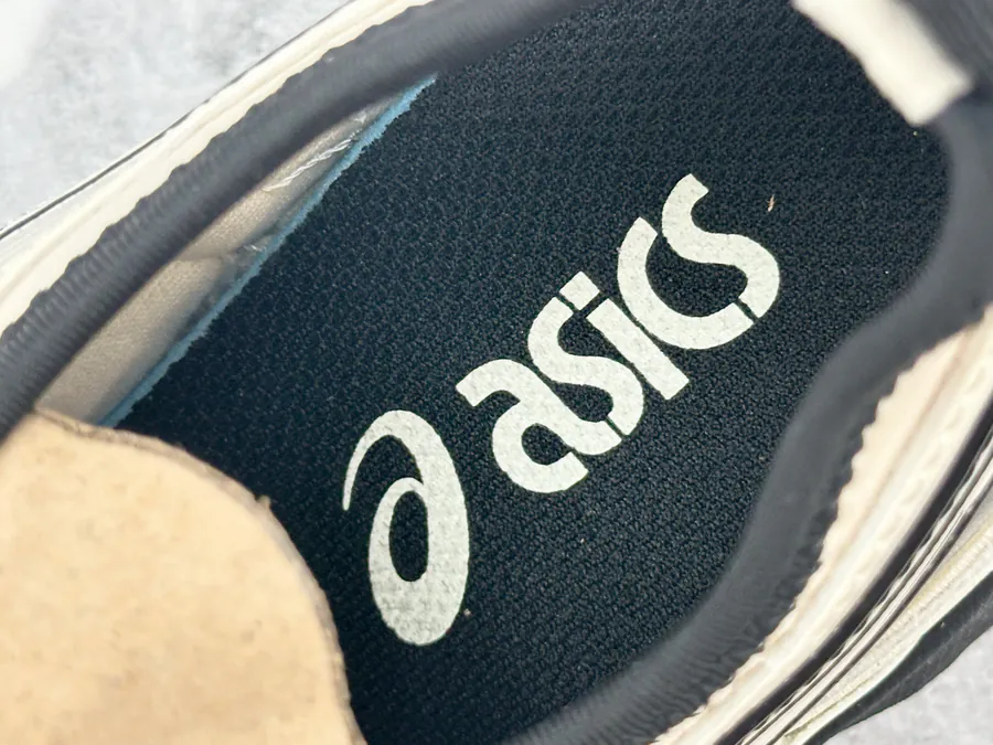 Asics Gel Sonoma SE in Beige