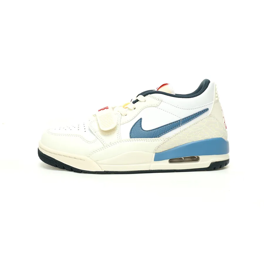 Air Legacy 312 Low Chicago Culture Sneaker