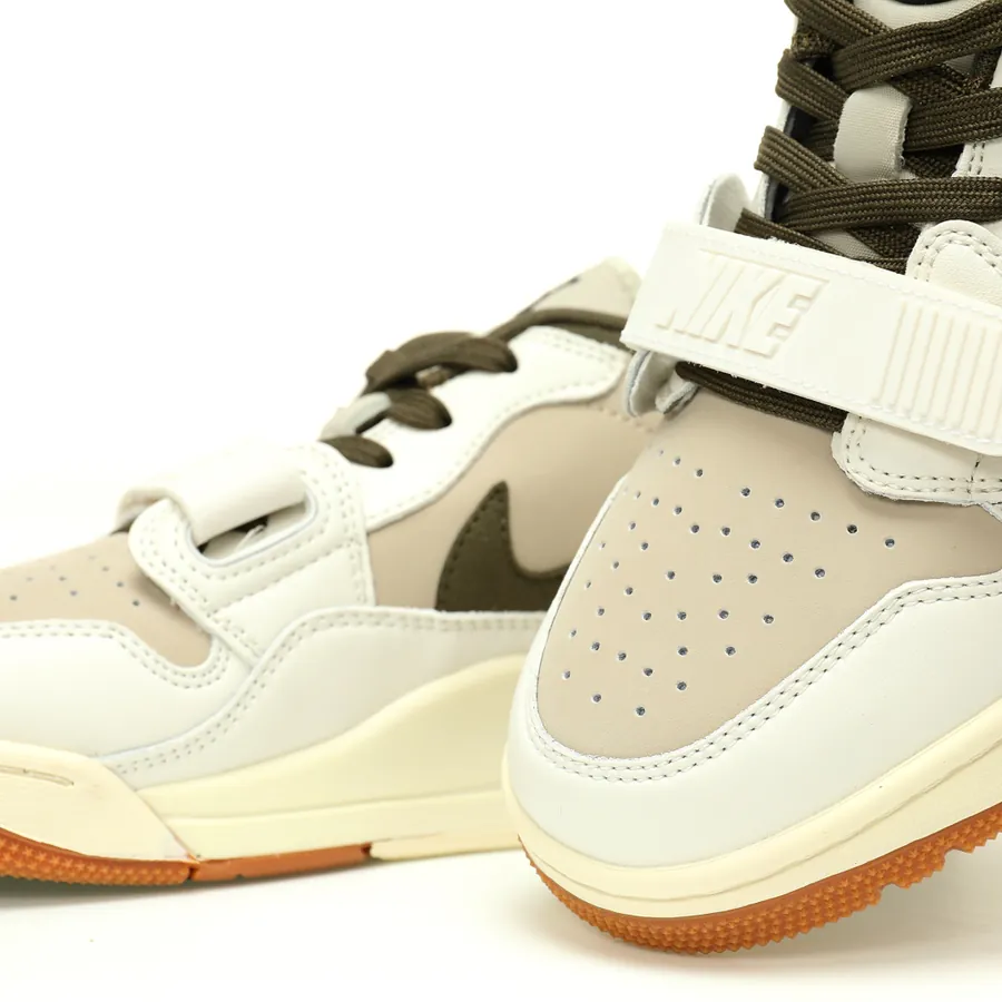 Air Legacy 312 Low Chicago Style Sneaker