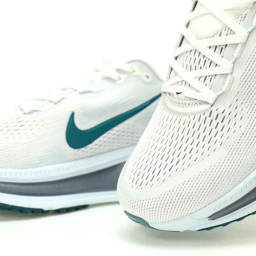 Nike Vomero 18 Summit White Geode Teal