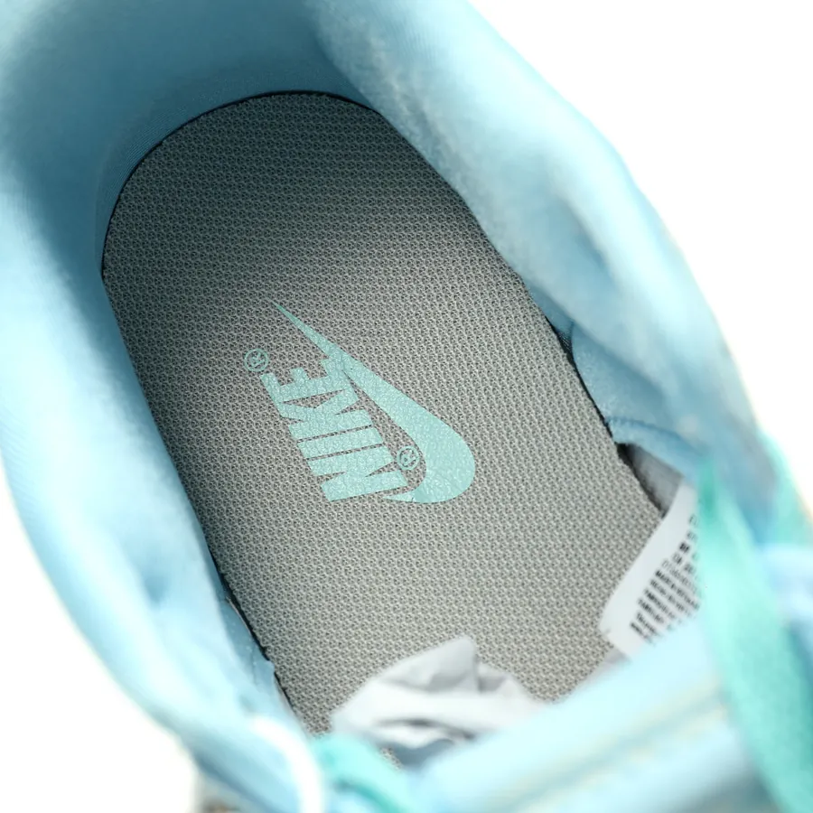 SB Dunk Low Custom Collaboration, French Luxury Fashion Brand