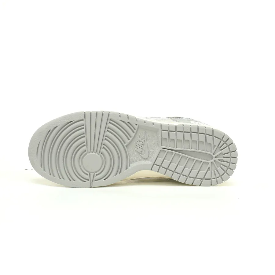 SB Dunk Low Retro SP by You Vintage Style Sneaker