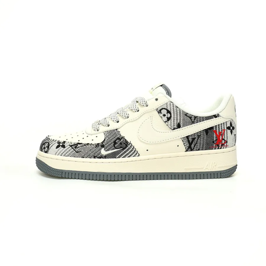 Louis Vuitton x Air Force 1 07 8 Low BlackWhite Monogram