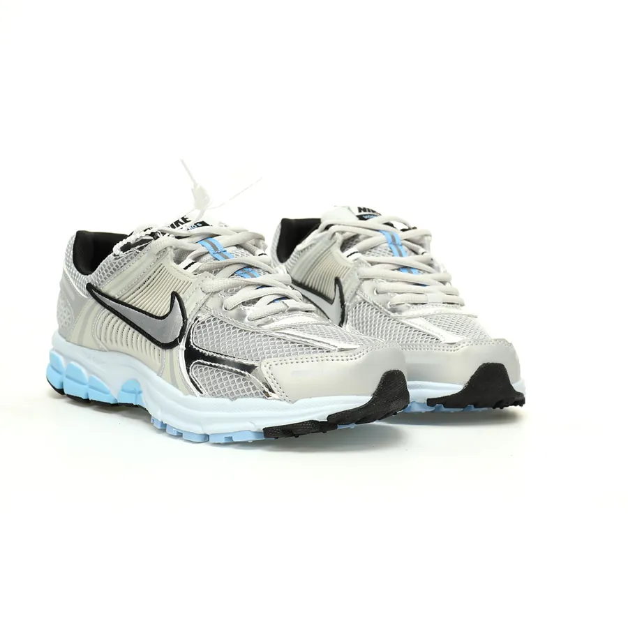 Nike Zoom Vomero 5 Retro Style Running Shoes