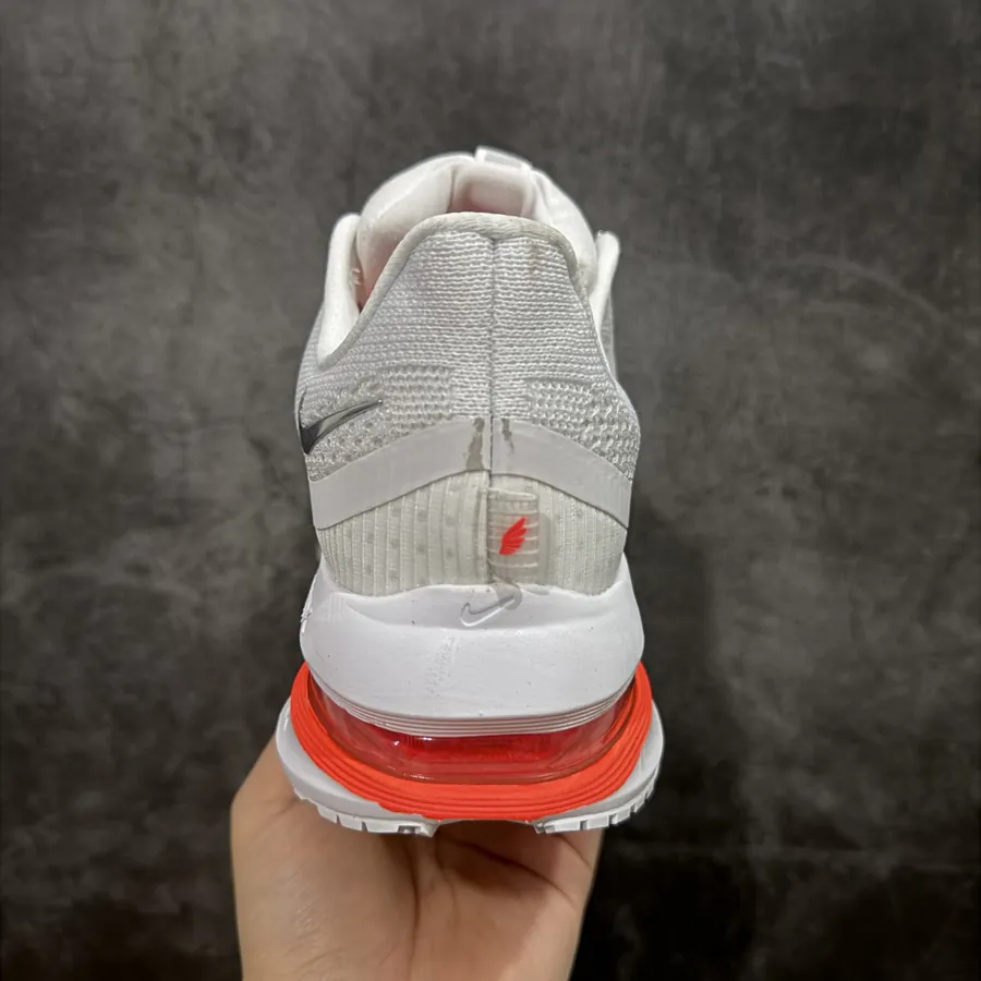 Nike Pegasus Premium Airscape Low Top Running Shoes
