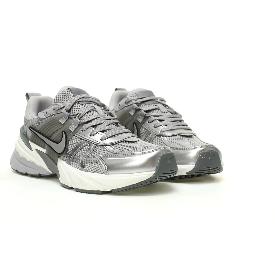 Nike Wmns V2K Runtekk Low Cement Grey