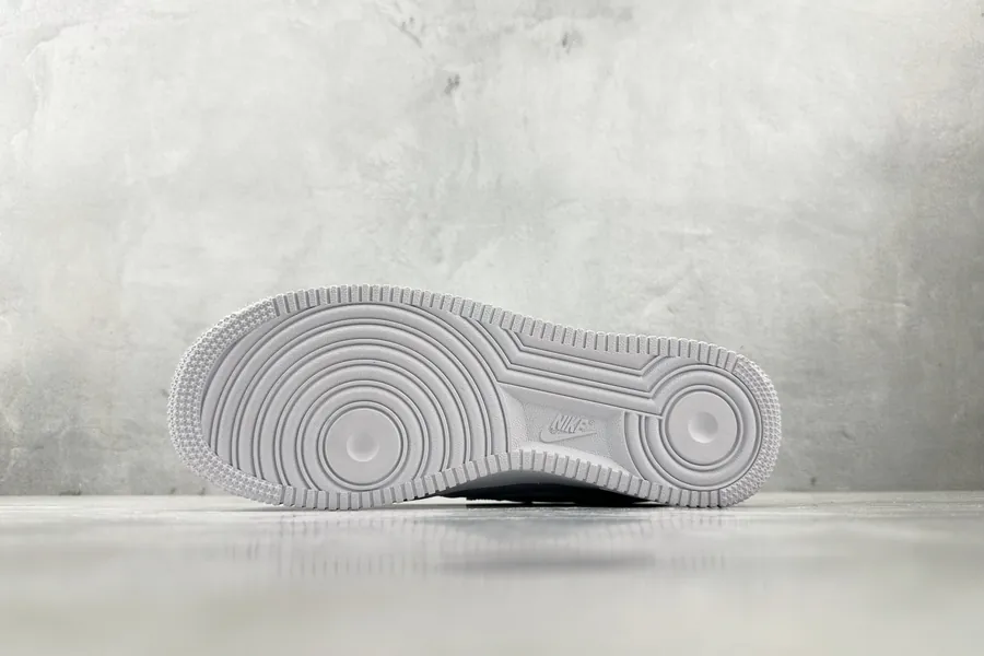 Nike Air Force 107 White
