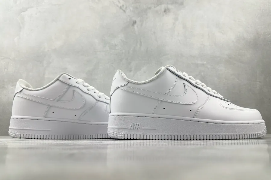 Nike Air Force 107 White