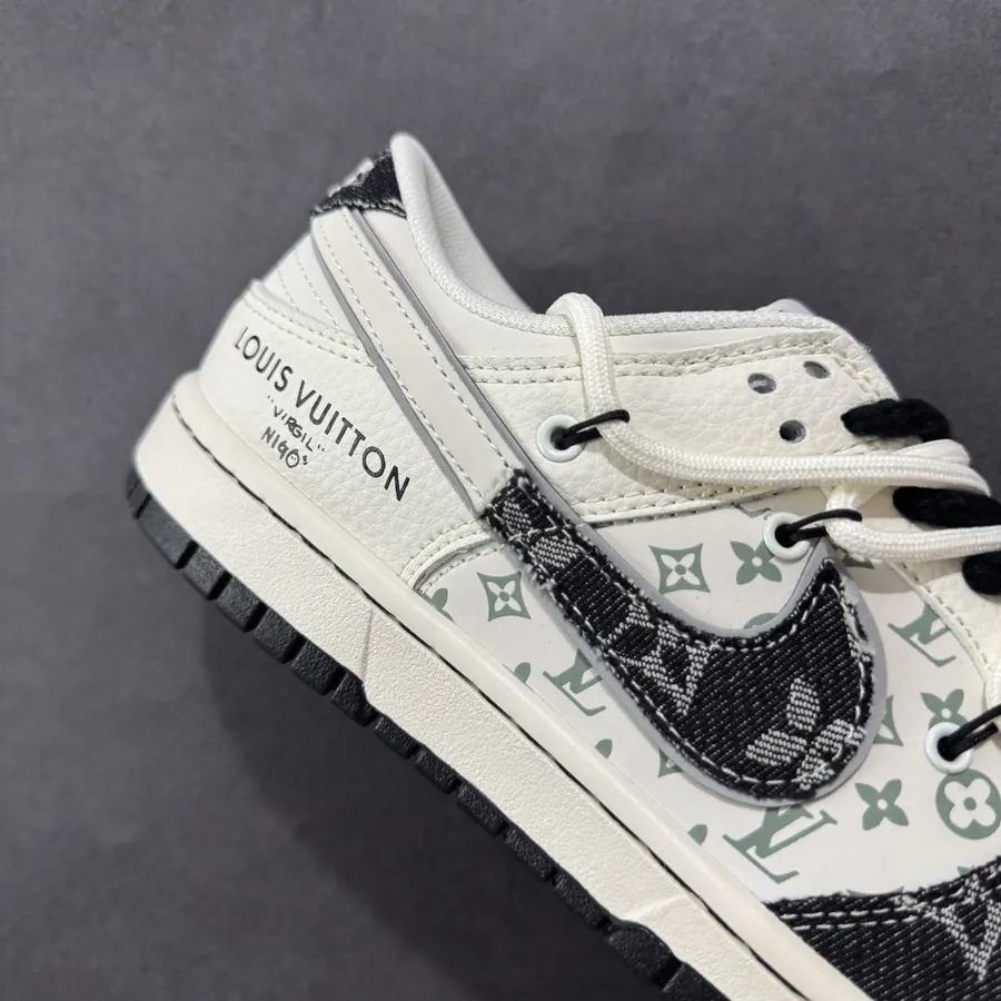 Nike SB Dunk Low LV Collaboration Low Sneaker