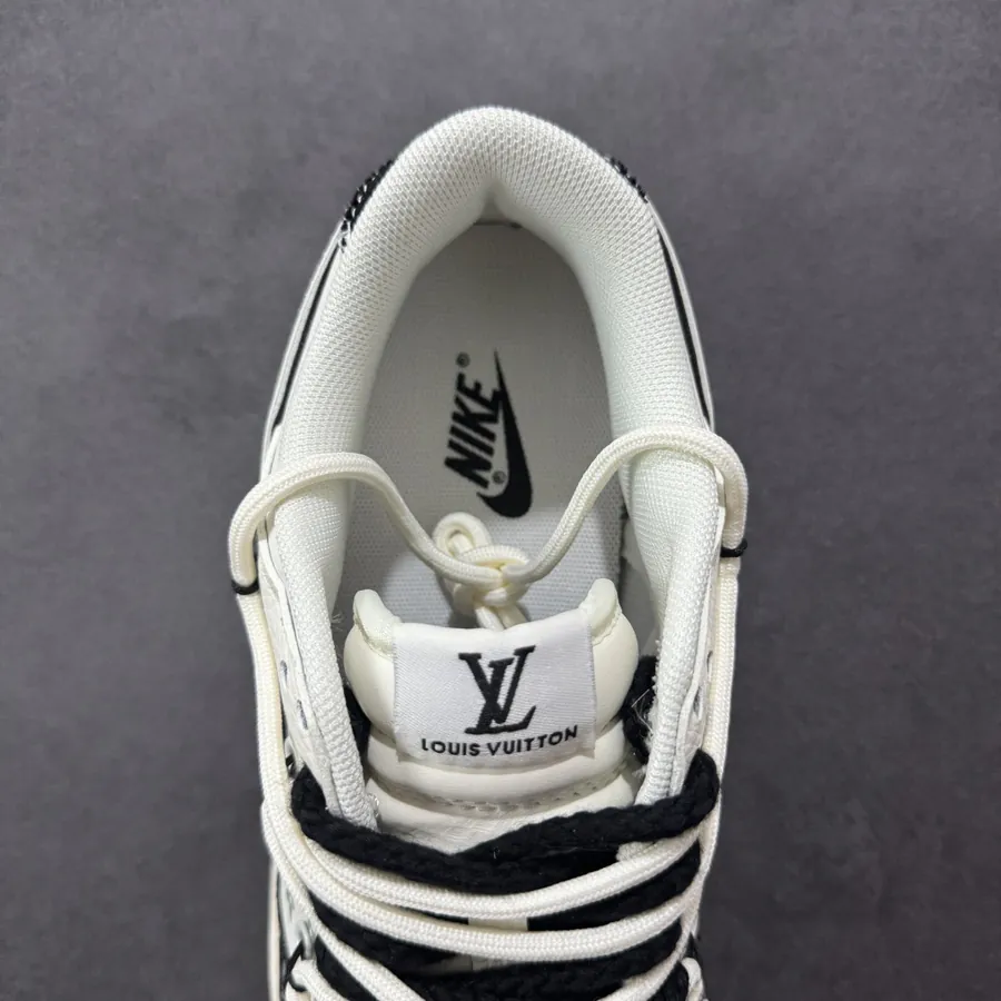 Nike SB Dunk Low LV Collaboration Low Sneaker