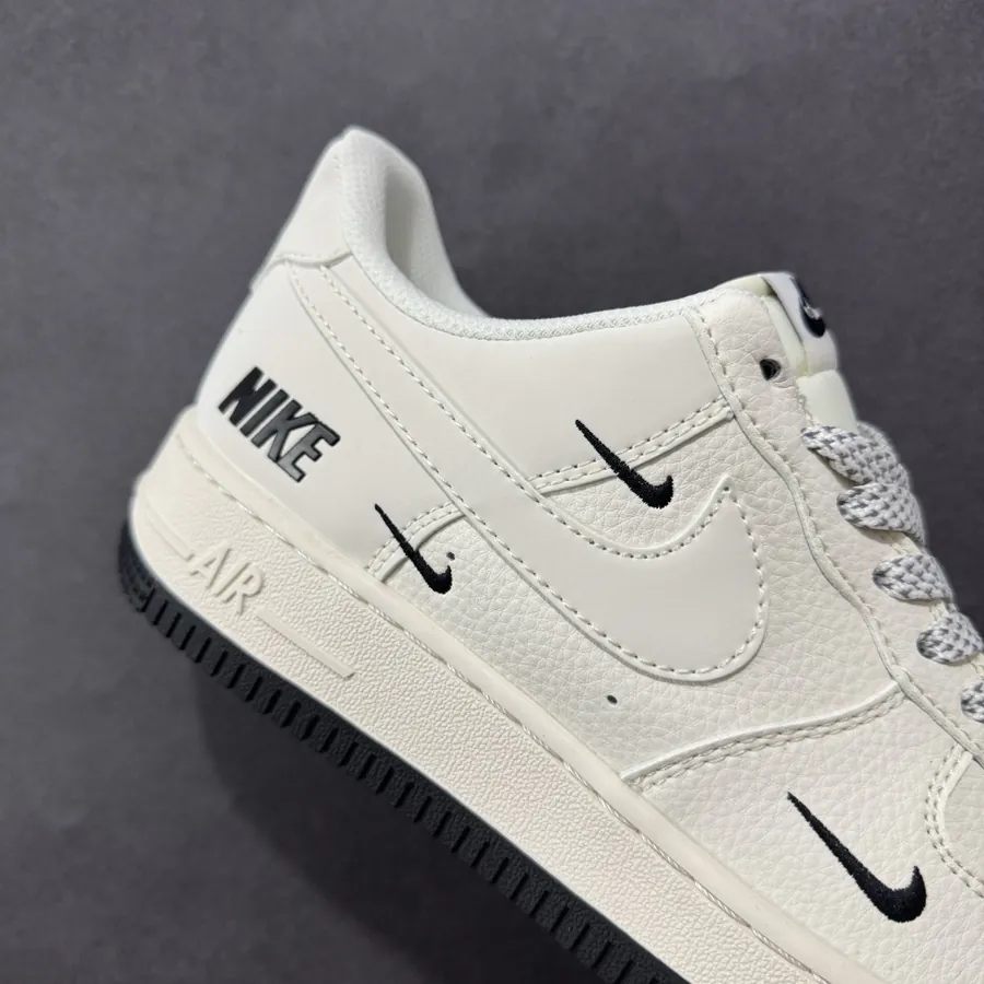 NK Air Force 107 Low Low Top Casual Sneakers