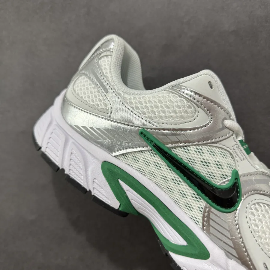 NK V5 RNR Series Running Shoes