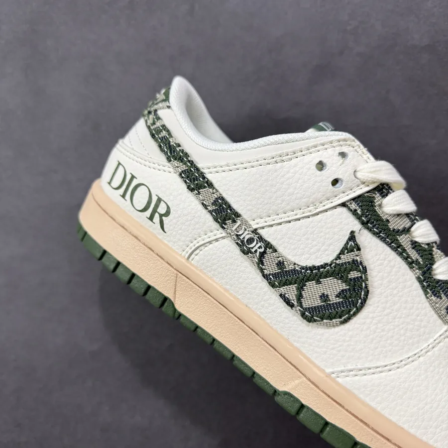 Travis Scott x Fraent Design x Air 1 Low OG SP 1 Cultural Streetwear Sneakers
