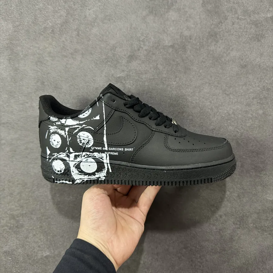 Comme Des Garcons x Air Force 1 Low G Sneaker