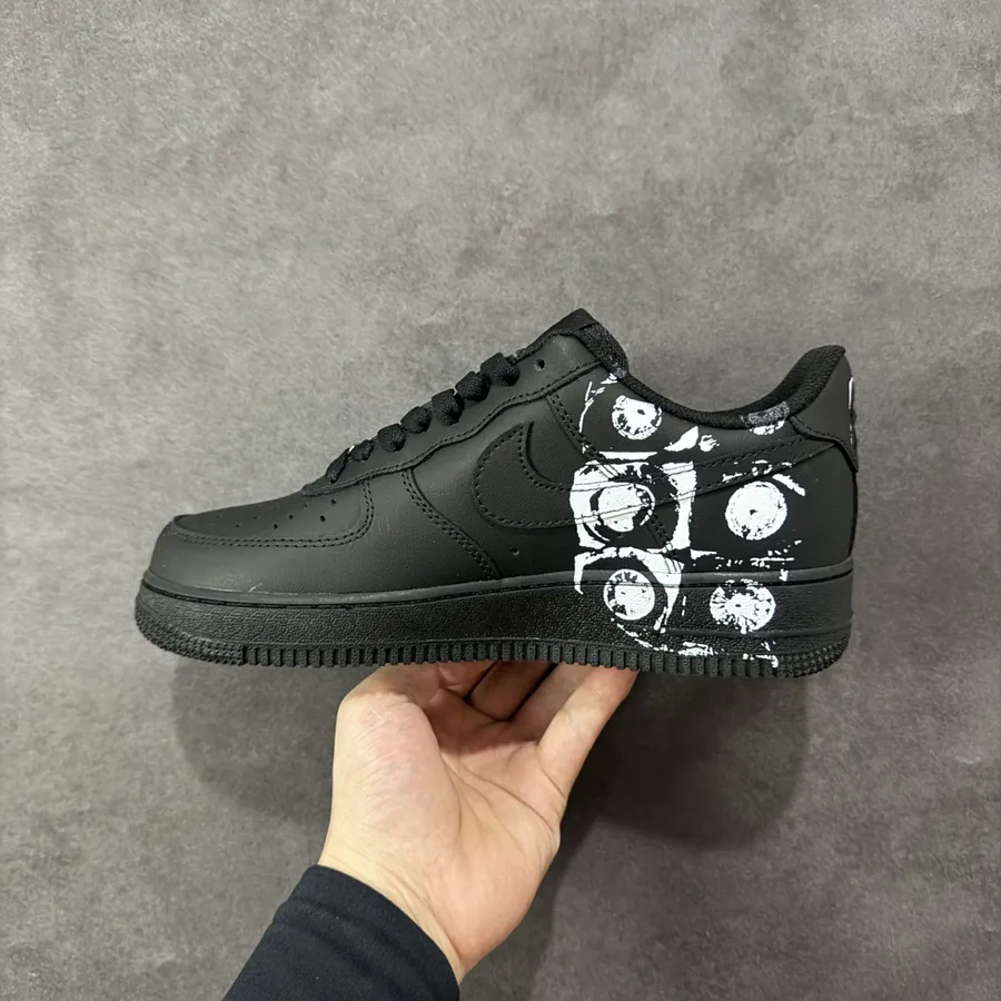 Comme Des Garcons x Air Force 1 Low G Sneaker