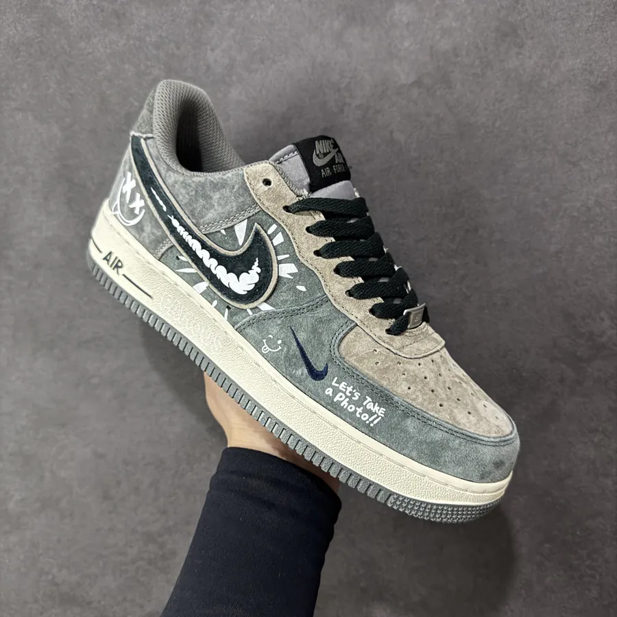 Air Force 107 Low 'Grey Faced Prince' Low Sneaker