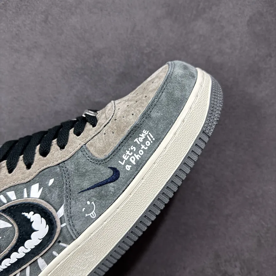 Air Force 107 Low 'Grey Faced Prince' Low Sneaker