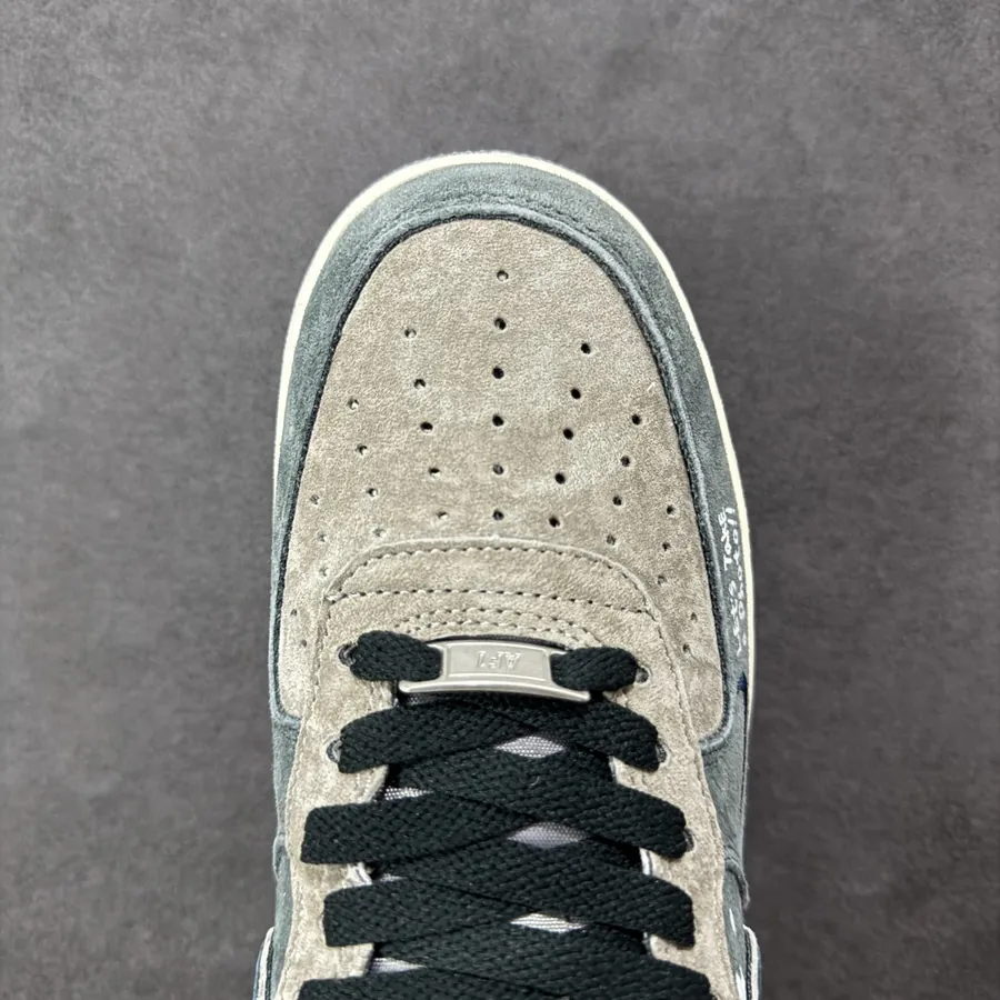 Air Force 107 Low 'Grey Faced Prince' Low Sneaker