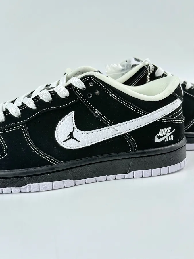 Nike SB Dunk Low x Nike Air OG Edition
