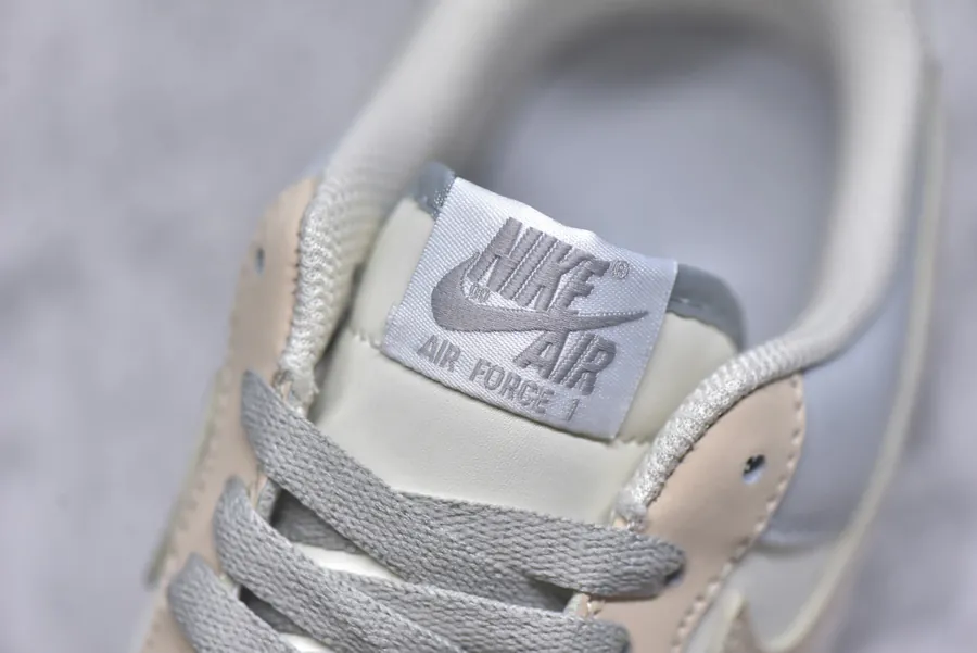 NK Air Force 1'07 Low Classic Sneaker
