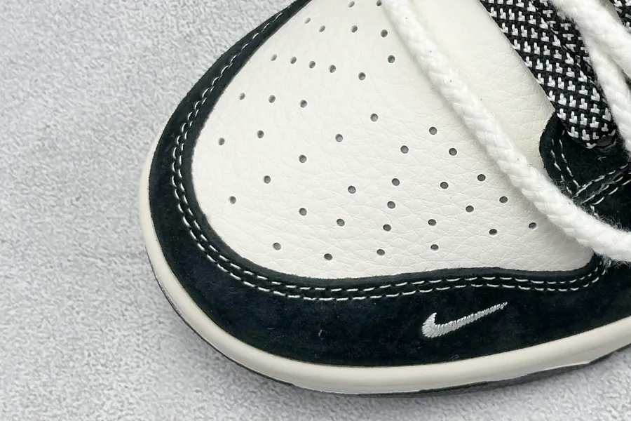 Nike SB Dunk Low x Stussy Black White Hook Strap