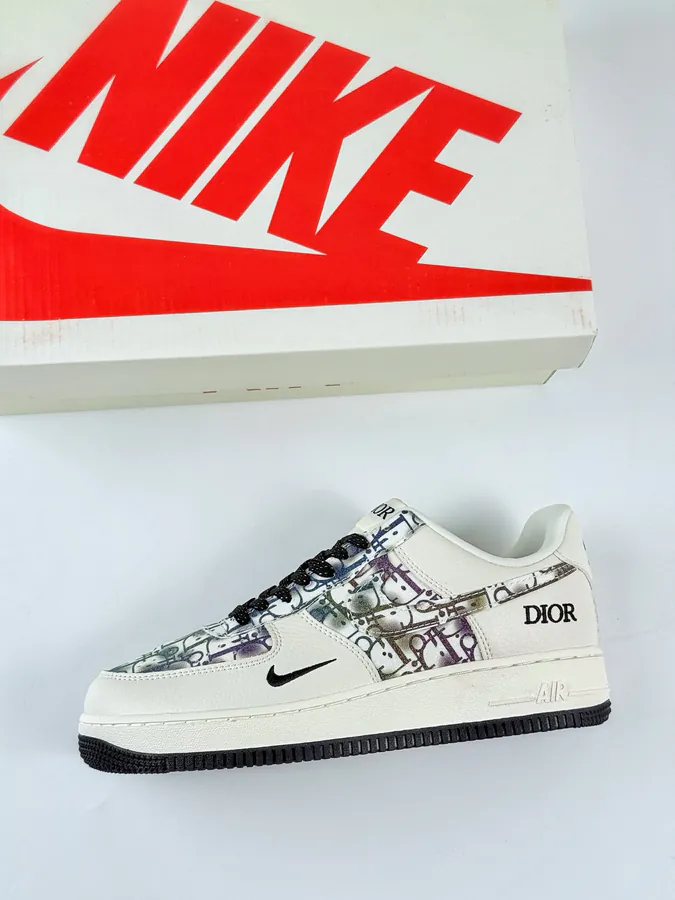 DIOR x Nike Air Force 1 Low 07 White Black Mini Chevron