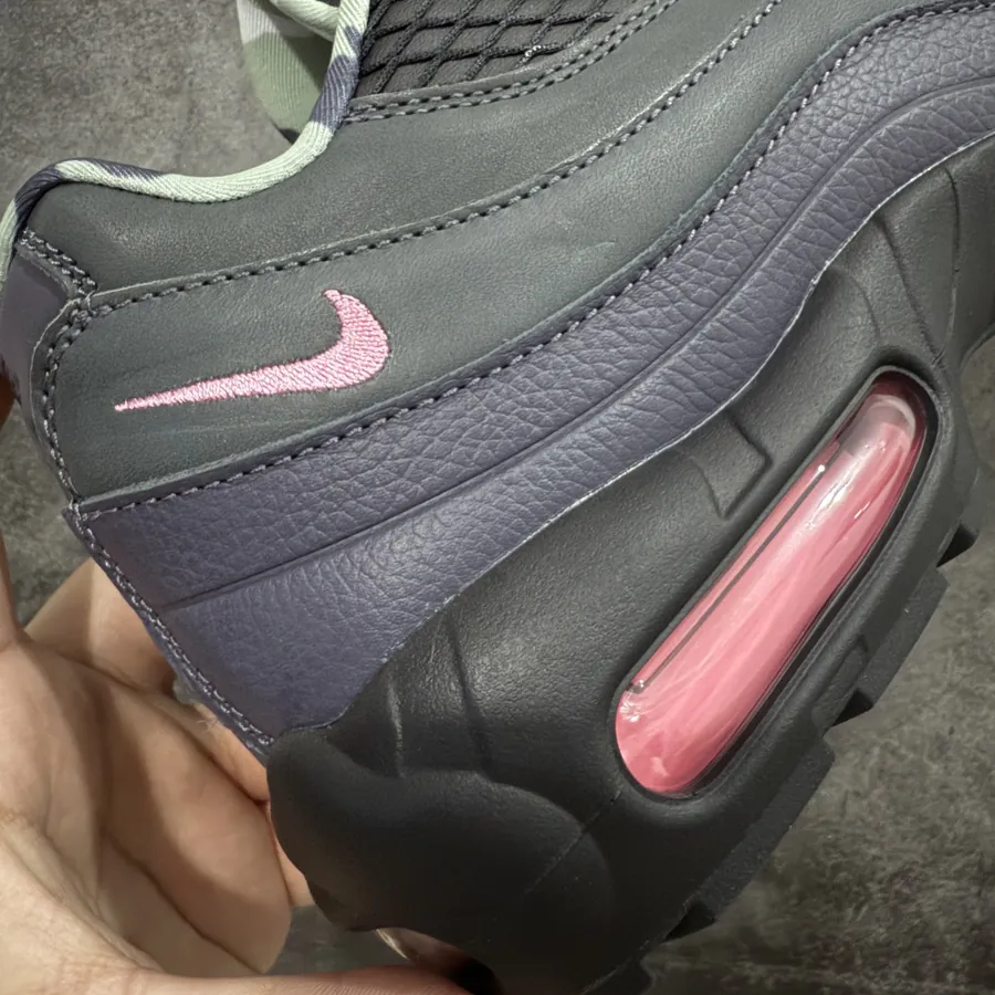 Nike Air Max 95 Retro Running Shoes FB2709 001