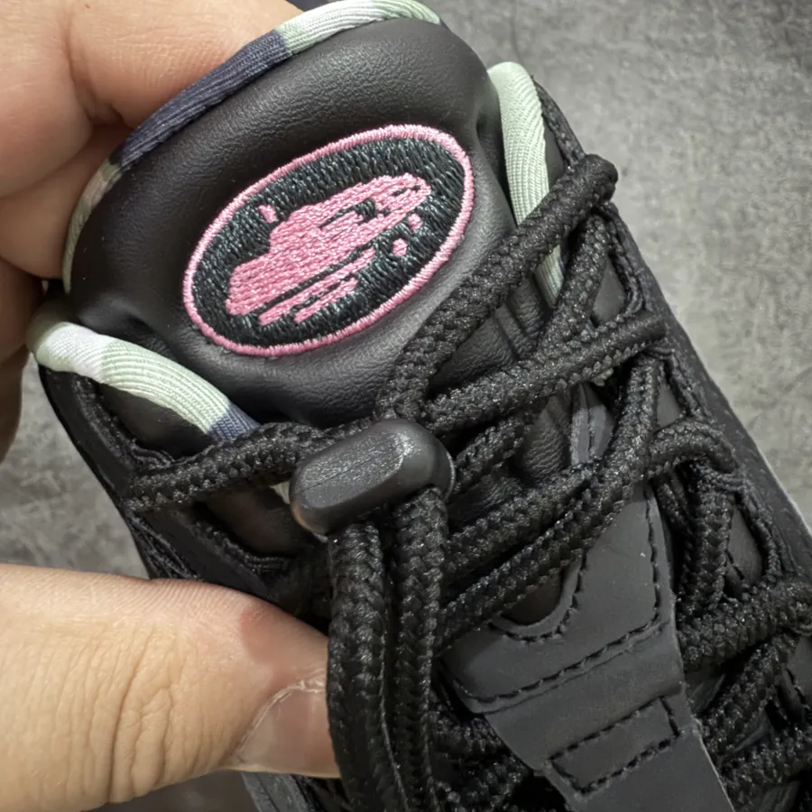 Nike Air Max 95 Retro Running Shoes FB2709 001