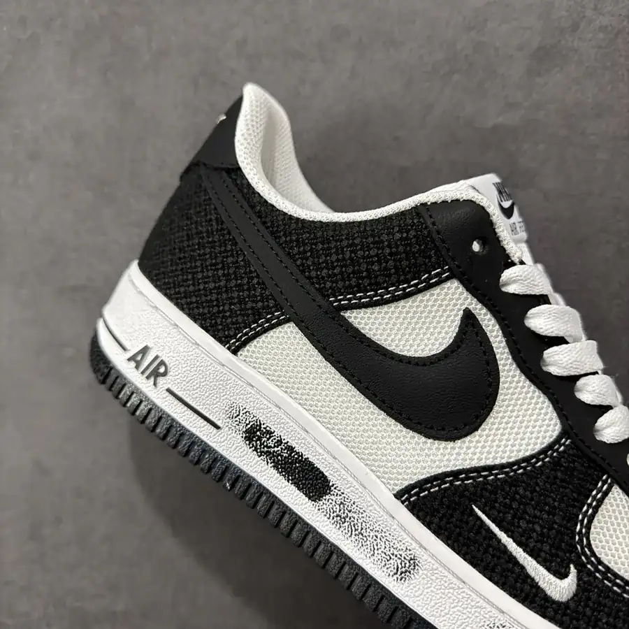 Nike Air Force 107 Low OG Edition