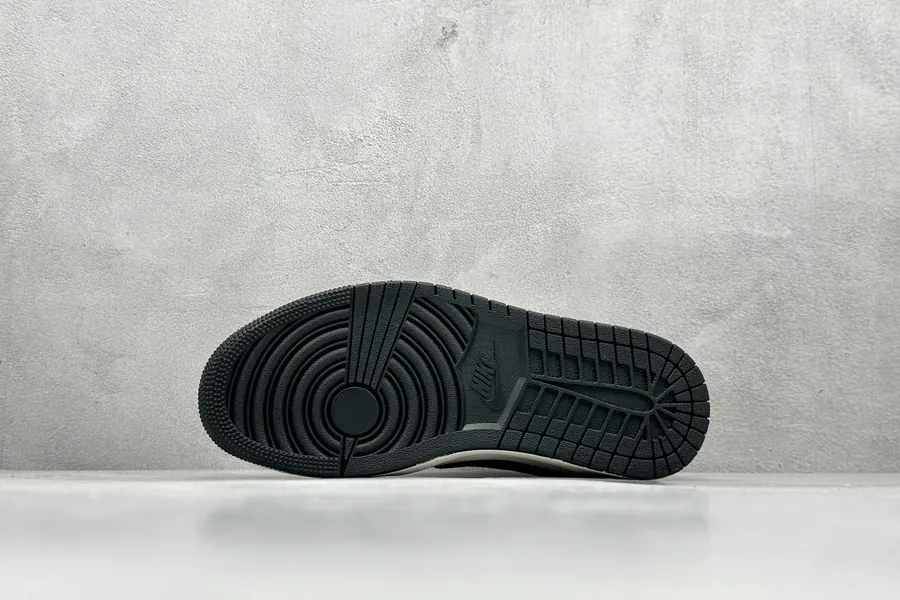 Travis Scott x Fraent Design x Air 1 Low OG SP 1 Cultural Streetwear Sneaker