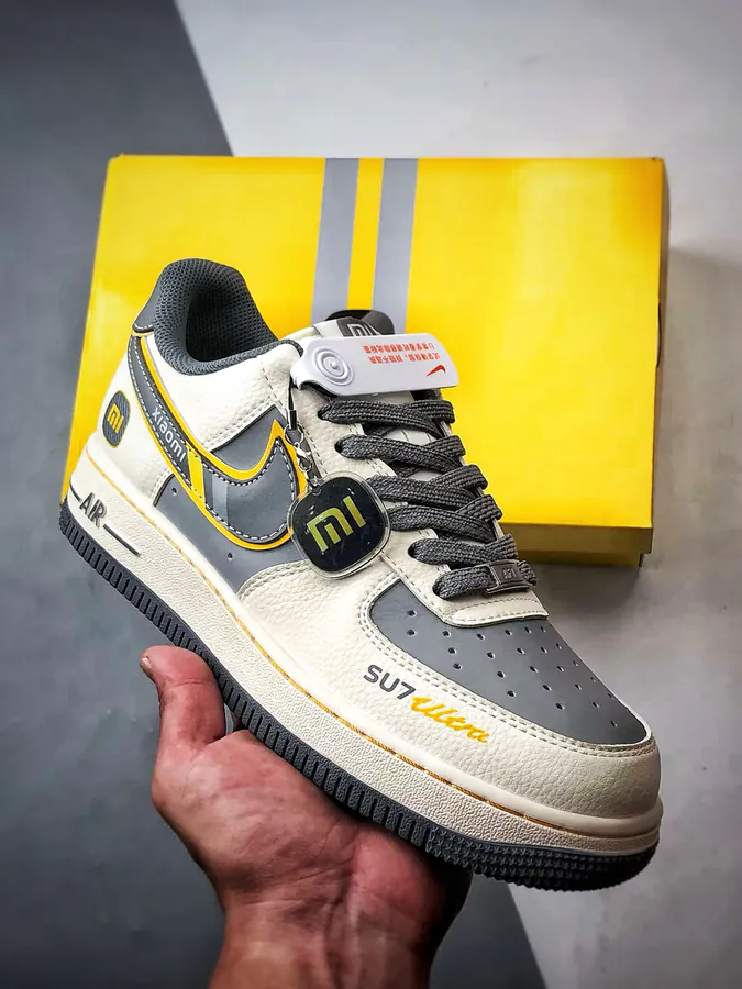 CX Exclusive Air Force 1 Low in Gray Yellow