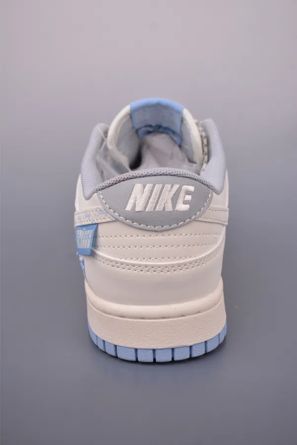 Nike SB Dunk Low Stussy Collaboration