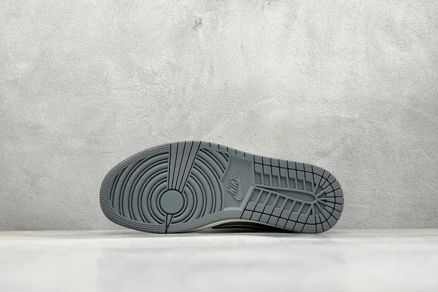 Travis Scott x Fraent Design x Air 1 Low OG SP 1 Cultural Streetwear Sneaker