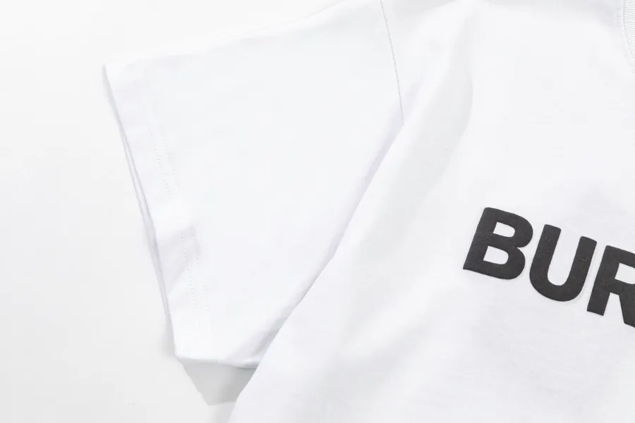 BURBERRY Logo Classic Single Row Letter TB Print Bucket Bag