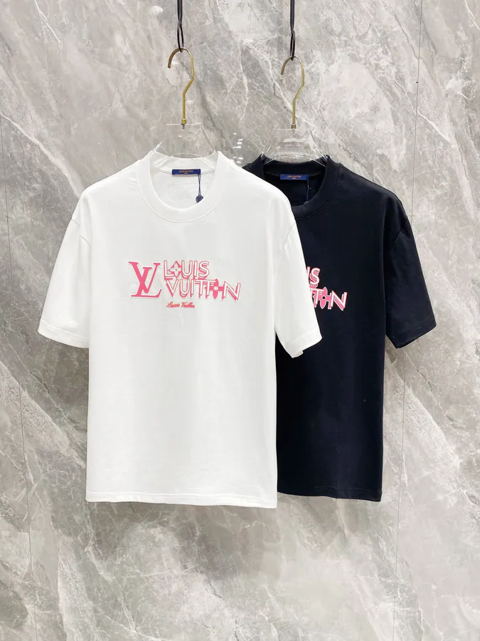 LV 25SS Round Neck T Shirt Classic Color, Modern Style