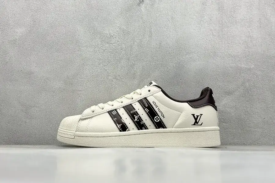 Originals Superstar x Louis Vuitton Sneaker