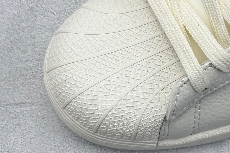 Originals Superstar x Louis Vuitton Sneaker