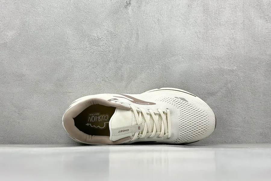 Brooks Ghost 15th Generation Low Top Running Shoes