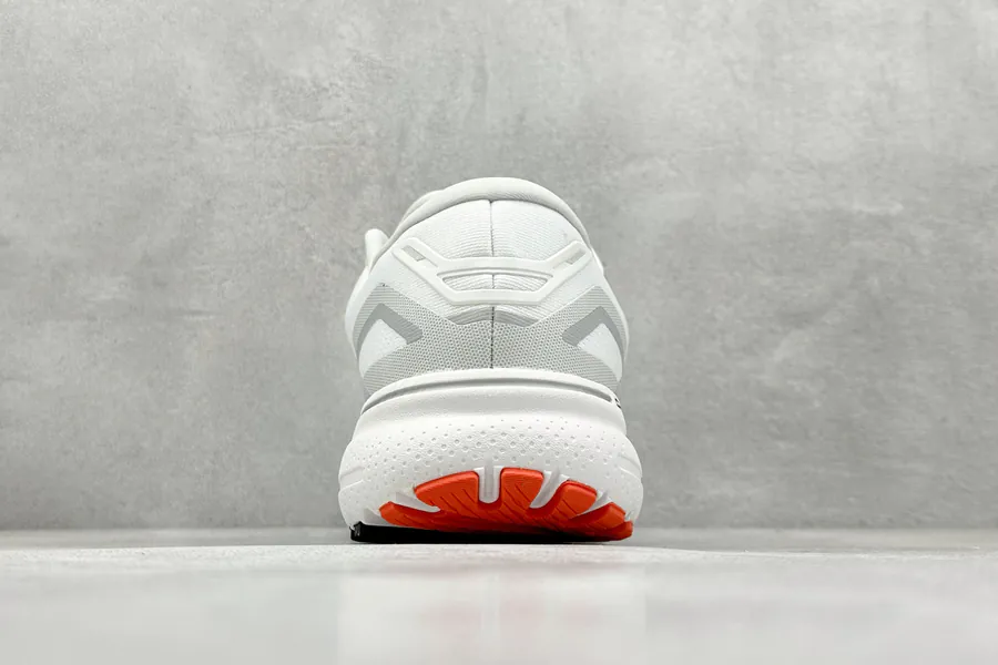 Brooks Ghost 15th Generation Low Top Running Shoes