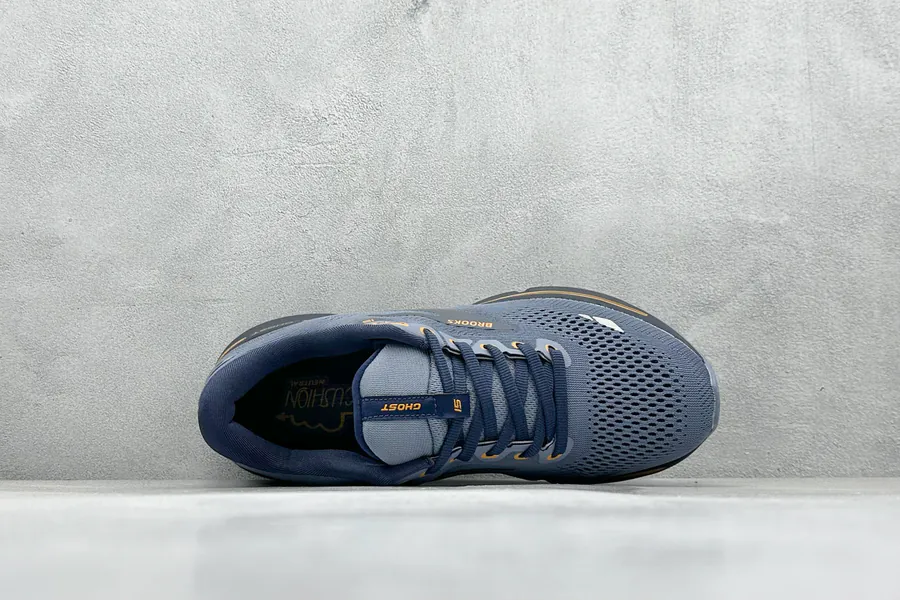 Brooks Ghost 15th Generation Low Top Running Shoes