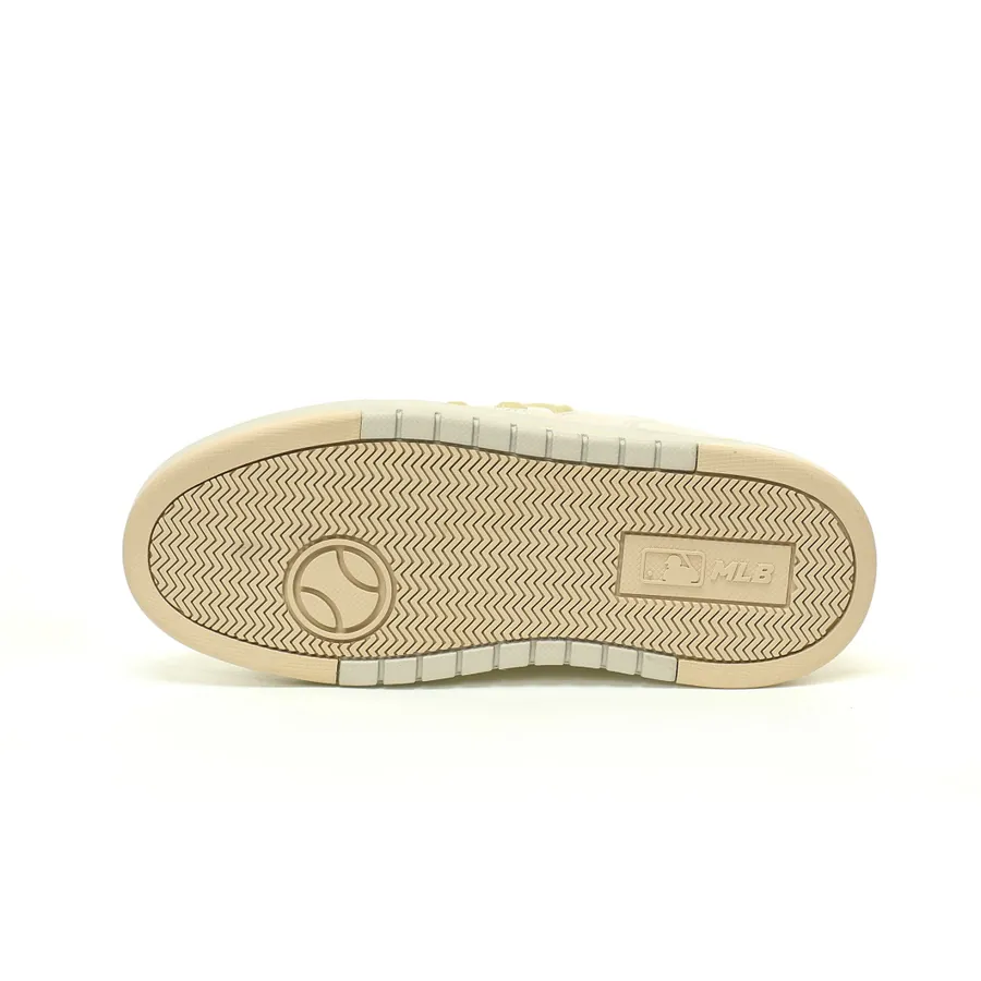 MLB Chunky Liner Low Collegiate Style Sneaker