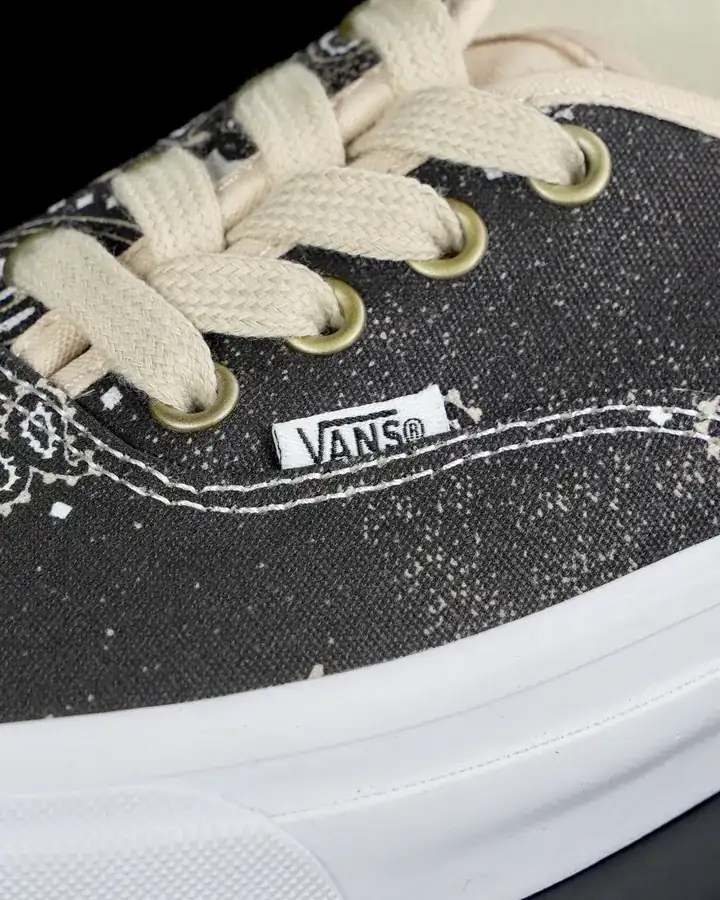 Vans Authentic 44 Bucket Bag